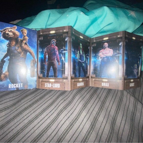 Disney Guardians of the Galaxy Breakout Cast Member Exclusive Cassette Tape Rare - Picture 8 of 8